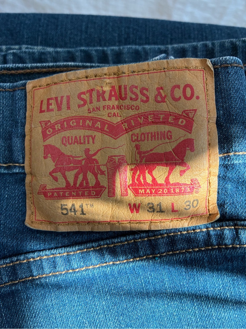 Levi's 541 Athletic Fit Jeans Men's 31x30 Medium Wash Stretch Denim - Picture 5 of 5